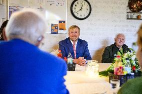 King Willem-Alexander Visits Interchurch Diaconal Consultation - Lelystad