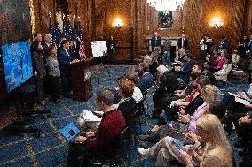 Speaker Johnson Marking The 28th day of the US Government Shutdown - Washington DC