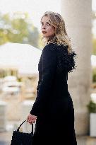 PFW - Akris Street Style