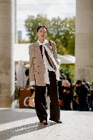 PFW - Akris Street Style