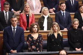 Government Faces Control Session Amid Anniversary