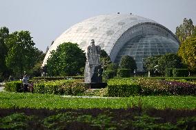 Exposition Park Opens at Northwest A&F University - Shaanxi