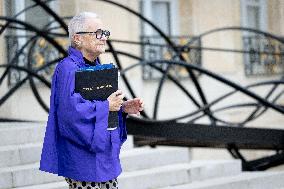 Weekly Cabinet Meeting - Paris AJ