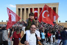 Turkish People Celebrate Republic Day