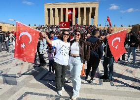 Turkish People Celebrate Republic Day