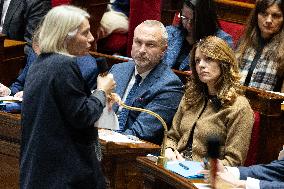 Questions to the government - Paris