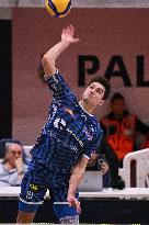VOLLEY - Superlega Serie A - Cisterna Volley vs Yuasa Battery Grottazzolina 3-2 (25-22, 22-25, 25-21, 22-25,15-13 )