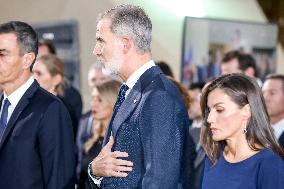 King and Queen of Spain Honor Disaster Victims - Valencia