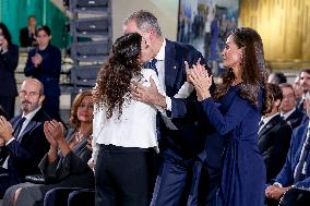 King and Queen of Spain Honor Disaster Victims - Valencia