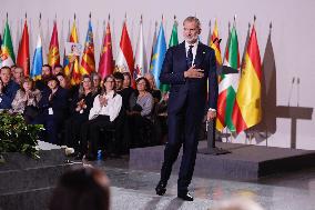 King and Queen of Spain Honor Disaster Victims - Valencia