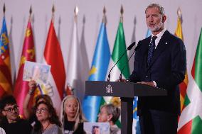 King and Queen of Spain Honor Disaster Victims - Valencia