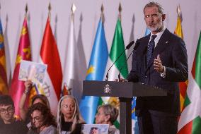 King and Queen of Spain Honor Disaster Victims - Valencia