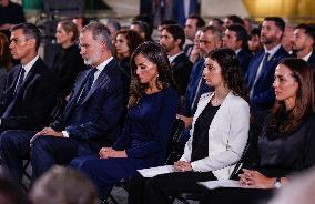 King and Queen of Spain Honor Disaster Victims - Valencia
