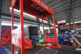 Chinese Social Logistics