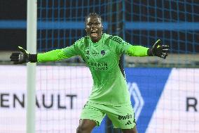 Ligue 1 McDonald s - Paris FC v Lyon - Paris