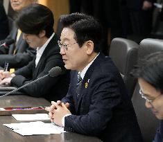 Japan-S. Korea summit