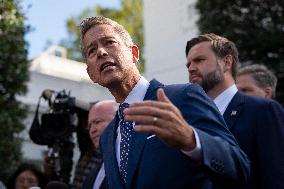 VP Vance, Secretary Duffy, Airline Executives on Government Shutdown