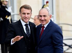 Macron Welcomes Prime Minister Of The Republic Of Armania Nikol Pachinian - Paris