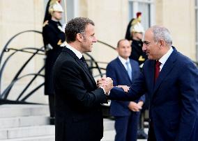 Macron Welcomes Prime Minister Of The Republic Of Armania Nikol Pachinian - Paris