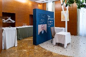 Eric Zemmour Book Signing - Nice