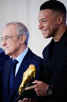 Kylian Mbappe Receives Golden Boot Award - Madrid