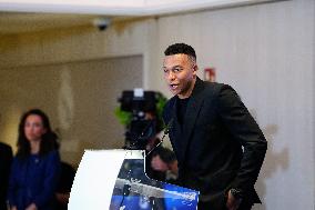 Kylian Mbappe Receives Golden Boot Award - Madrid