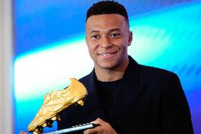 Kylian Mbappe Receives Golden Boot Award - Madrid