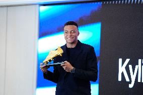 Kylian Mbappe Receives Golden Boot Award - Madrid
