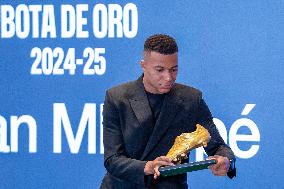 Kylian Mbappe Receives Golden Boot Award - Madrid