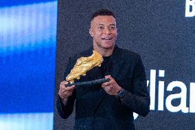 Kylian Mbappe Receives Golden Boot Award - Madrid