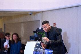 Kylian Mbappe Receives Golden Boot Award - Madrid