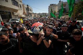 Israeli Forces Kill Ramallah Youth