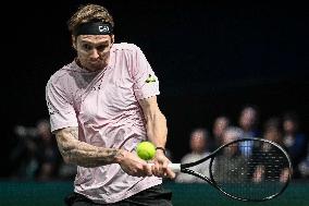 Felix Auger-Aliassime vs Alexander Bublik at Rolex Paris Masters 2025 in Paris FA