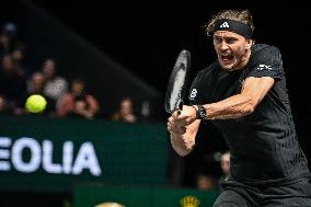 Jannik Sinner vs Alexander Zverev at Rolex Paris Masters 2025 in Paris FA