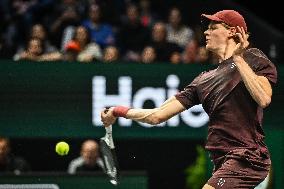Jannik Sinner vs Alexander Zverev at Rolex Paris Masters 2025 in Paris FA