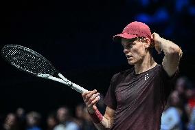 Jannik Sinner vs Alexander Zverev at Rolex Paris Masters 2025 in Paris FA