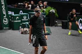 Jannik Sinner vs Alexander Zverev at Rolex Paris Masters 2025 in Paris FA