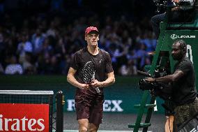 Jannik Sinner vs Alexander Zverev at Rolex Paris Masters 2025 in Paris FA