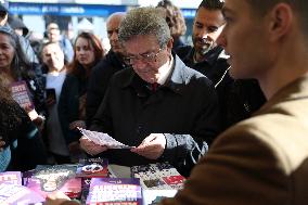 Jean-Luc Melenchon Visit To Market - Choisy-Le-Roi