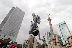 Annual Dia de Muertos Parade - Mexico City