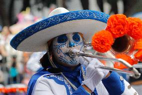 Annual Dia de Muertos Parade - Mexico City