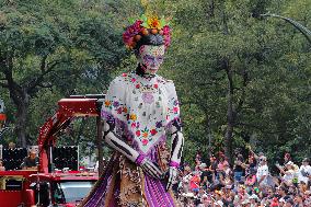 Annual Dia de Muertos Parade - Mexico City
