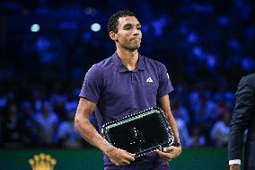 Jannik Sinner celebrates victory at Rolex Paris Masters 2025 in Paris FA