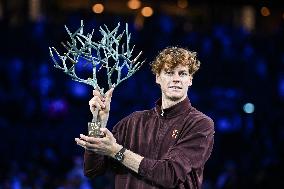 Jannik Sinner celebrates victory at Rolex Paris Masters 2025 in Paris FA