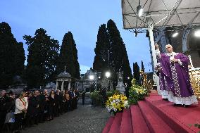 Pope Leo XIV Presides Over Mass At Rome s Cemetery