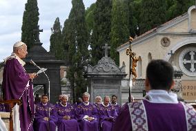 Pope Leo XIV Presides Over Mass At Rome s Cemetery