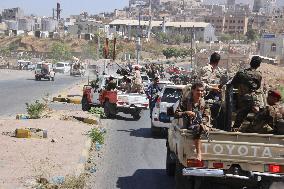 File - Yemeni Army Operation - Taiz