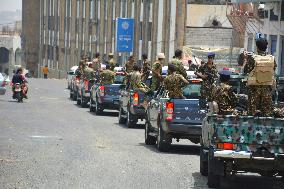 File - Yemeni Army Operation - Taiz