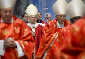 Pope Leo XIV At Mass For Deceased Pope Francis And Prelates - Vatican