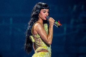 Katy Perry At The Life Times Tour 2025 - Casalecchio di Reno